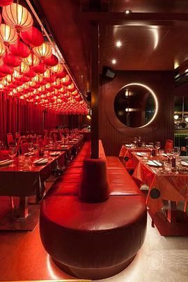 世界最大的<span style='color:red'>中国餐馆</span> The Biggest Chinese Restaurant in the World