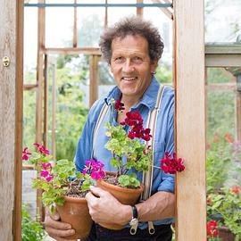 <span style='color:red'>园</span>艺<span style='color:red'>世</span>界 第五十季 Gardeners' World Season 50