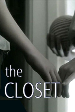 <span style='color:red'>壁橱</span> The Closet
