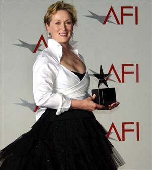 AFI终身<span style='color:red'>成</span>就<span style='color:red'>奖</span>：向梅丽尔·斯特里普致敬 AFI Life Achievement Award: A Tribute to Meryl Streep