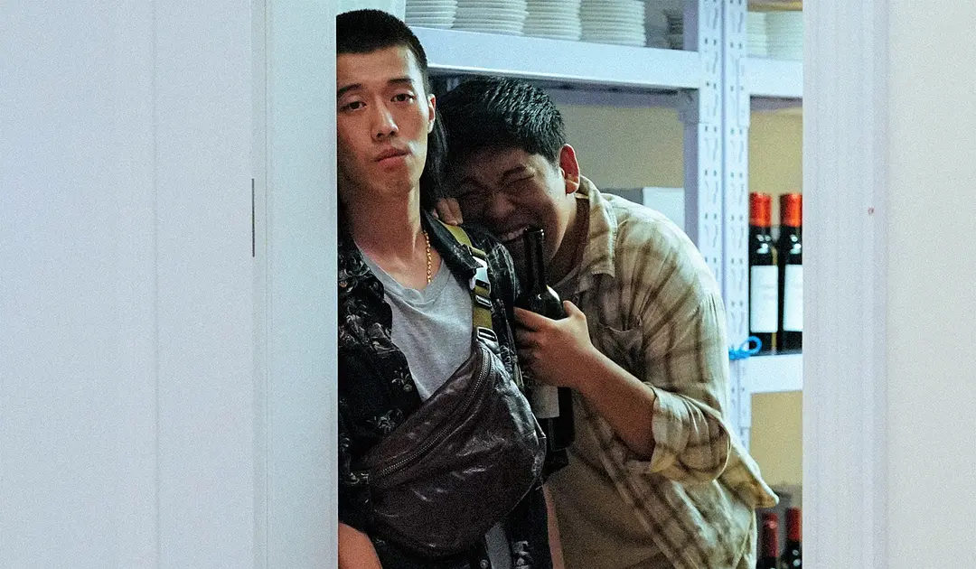 《野马分鬃》:去内蒙还是迪士尼?男孩与二手吉普车的故事 《野马分鬃》:去内蒙还是迪士尼?男孩与二手吉普车的故事